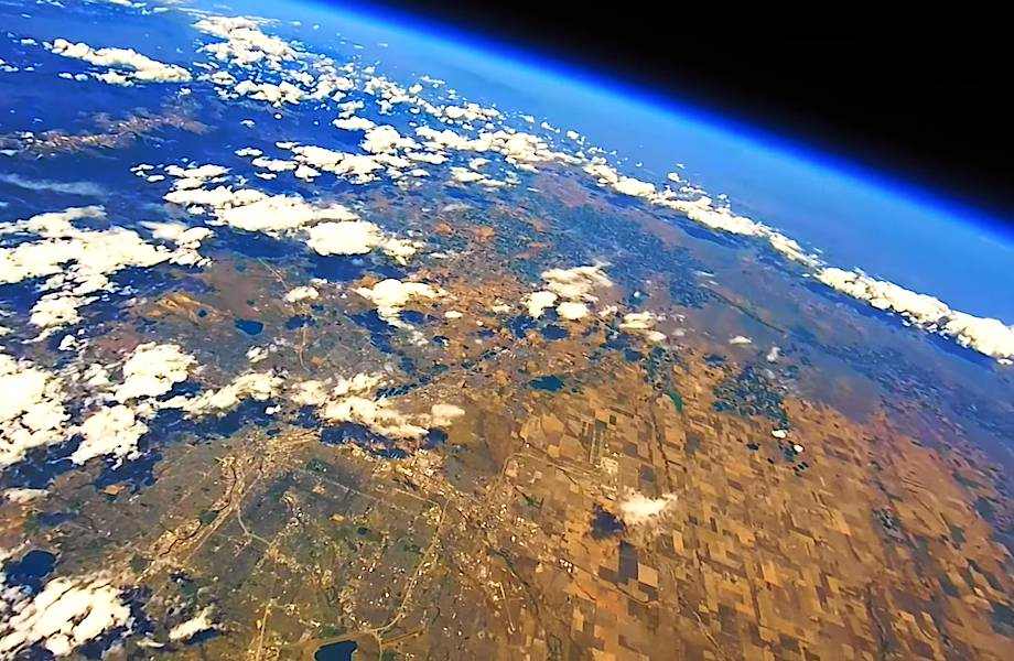 Жители Денвера сняли на видео Землю, запустив метеозонд