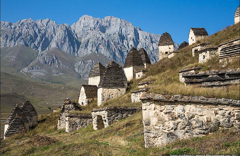 Даргавс — город мертвых в Осетии