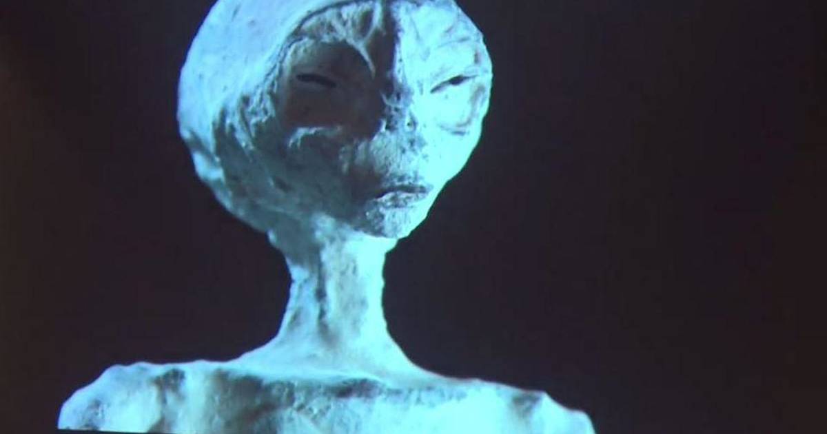 «Инопланетные мумии» повторно доставлены в Конгресс Мексики
