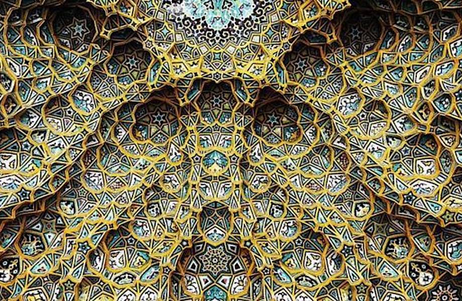 17 фото фантастических потолков мечетей в Иране, которые гипнотизируют 