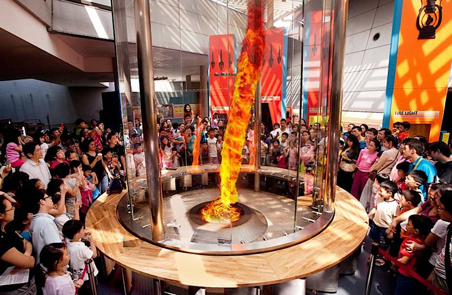 Научно-познавательный туризм в Сингапуре: где можно увидеть огненный торнадо Научно-познавательный туризм в Сингапуре: где можно увидеть огненный торнадо