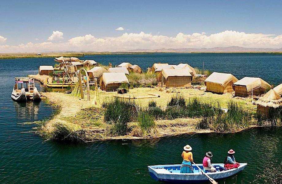 Что заставило племя урос строить плавучие острова на озере Титикака