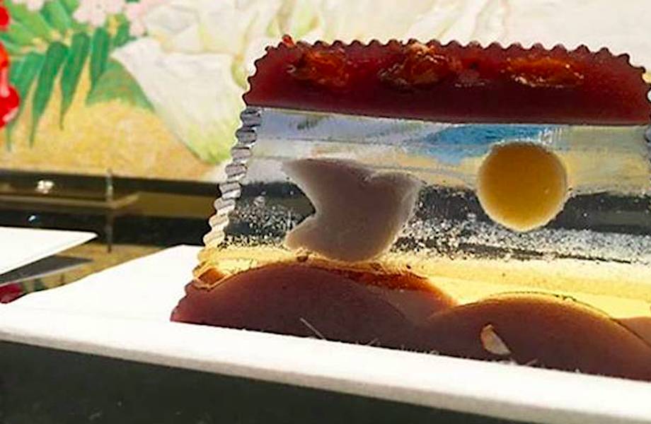 Японцы разработали потрясающие десерты, в которых меняется изображение