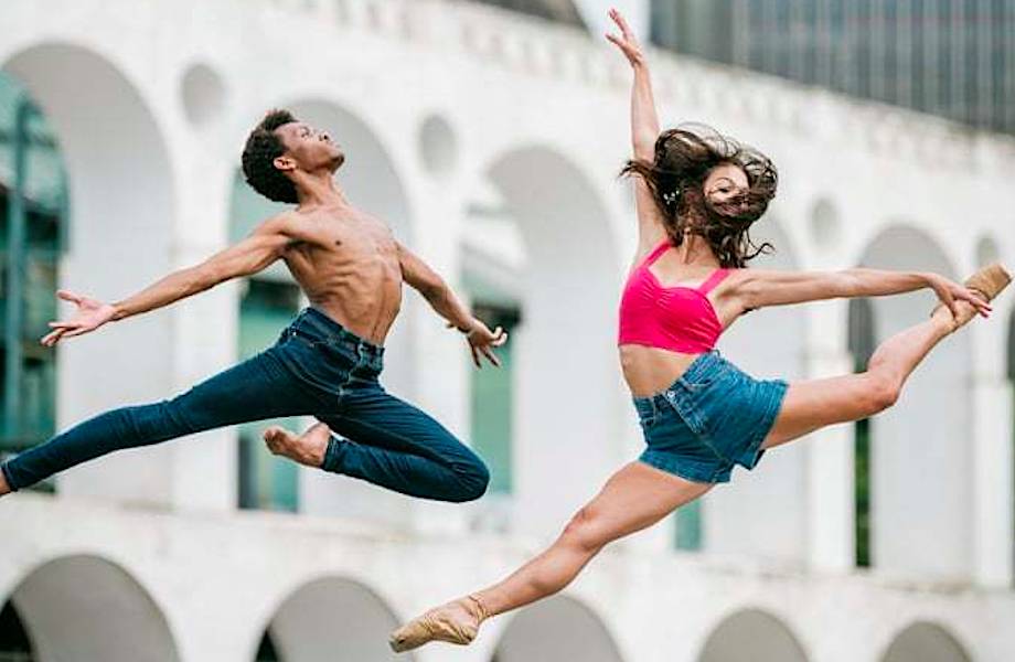 Неземные фотографии танцоров балета на улицах Рио-де-Жанейро