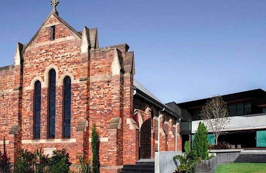 В Австралии 94-летнюю церковь превратили в великолепный современный особняк