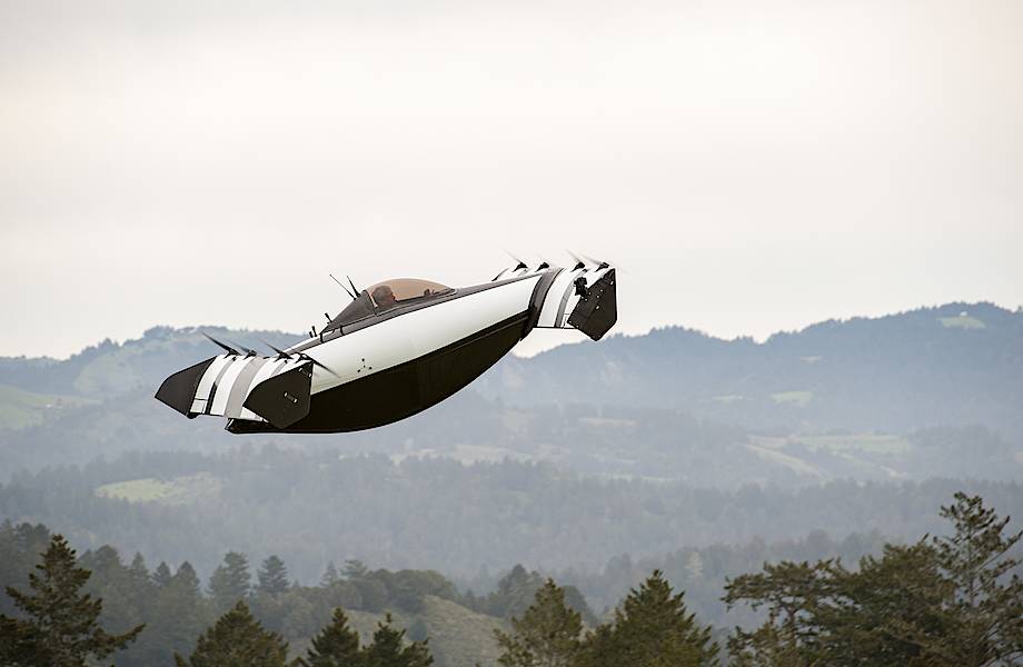 Видео: Испытания первой в мире летающей машины, уже разрешенной в США