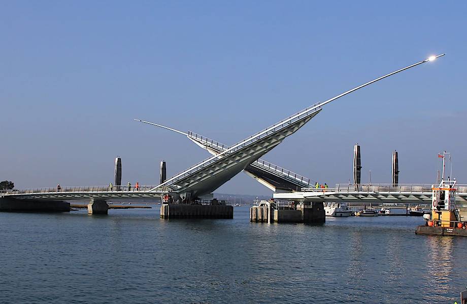 Мост парусов-близнецов: такого оригинального моста нет больше нигде в мире