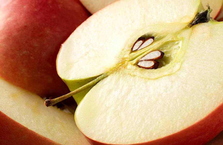 Яблоки: где таится смертельная опасность от употребления любимого фрукта