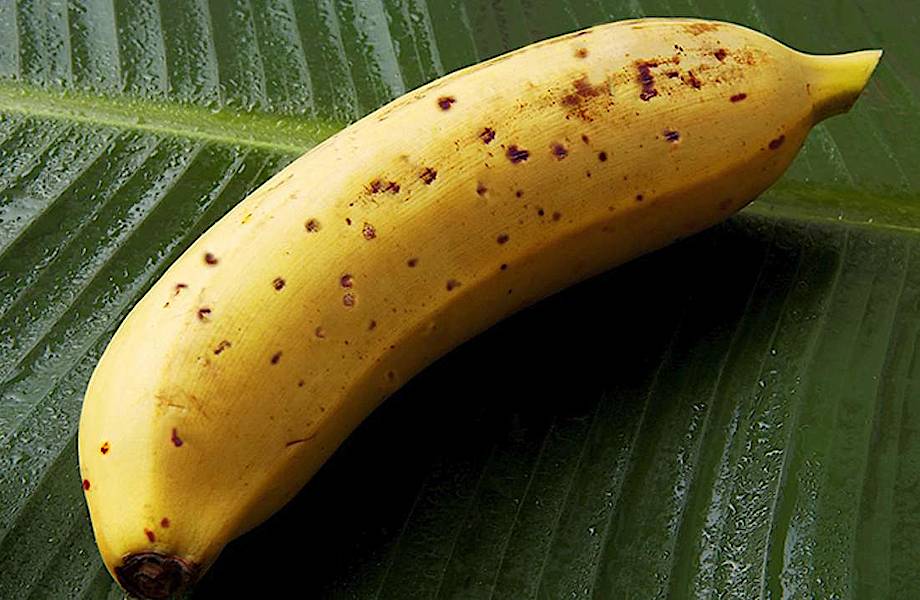 Ученые создали полезные бананы, которые можно есть вместе с кожурой