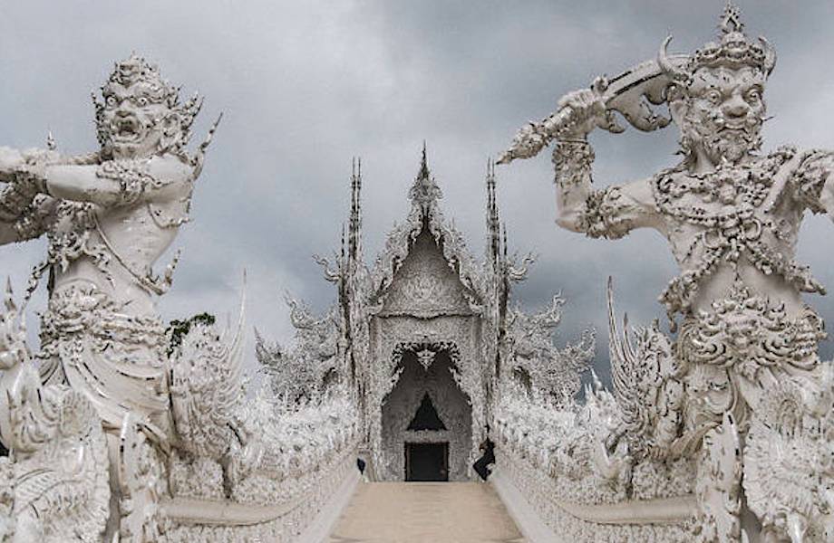 Почему белоснежный храм в Таиланде — это рай и ад одновременно