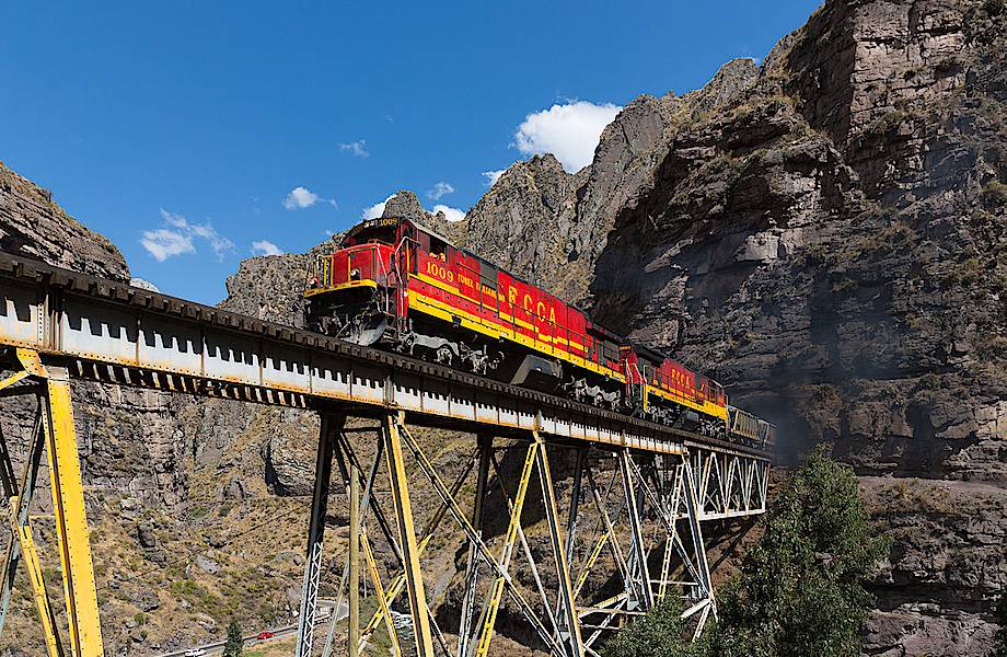 Центральноандийская дорога — самая живописная железная дорога в Южной Америке
