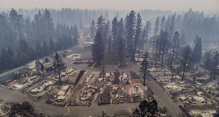 Фото дня: калифорнийские пожары превратили рай в ад