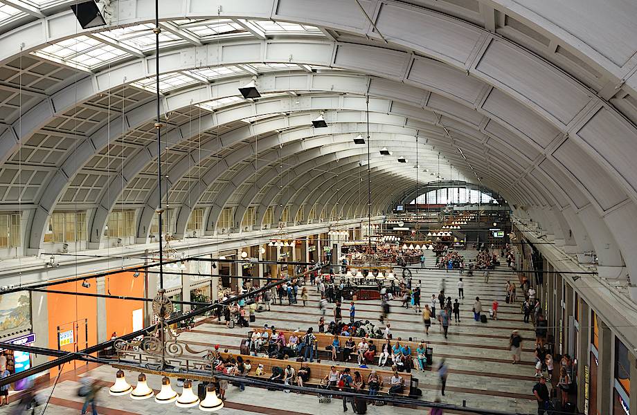 Как железнодорожный вокзал Стокгольма получает тепловую энергию за счет пассажиров