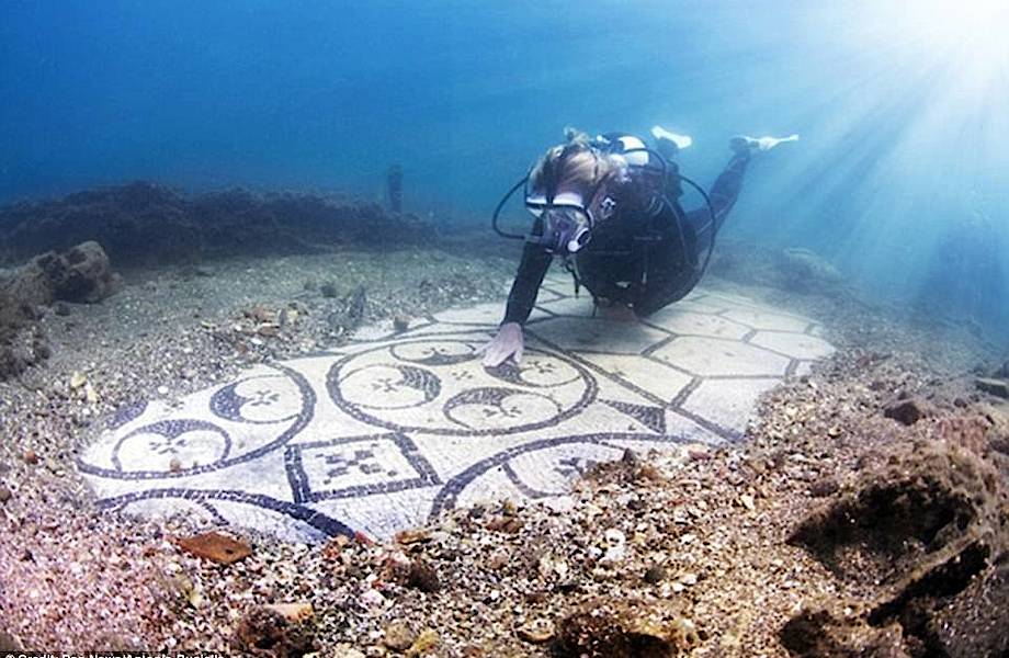 Подводный музей Античности: как затонул древнеримский город Байи  