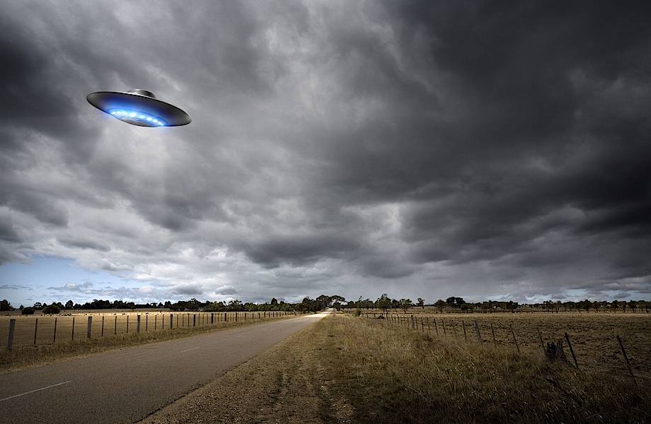 Пентагон впервые показал реальные видео с НЛО