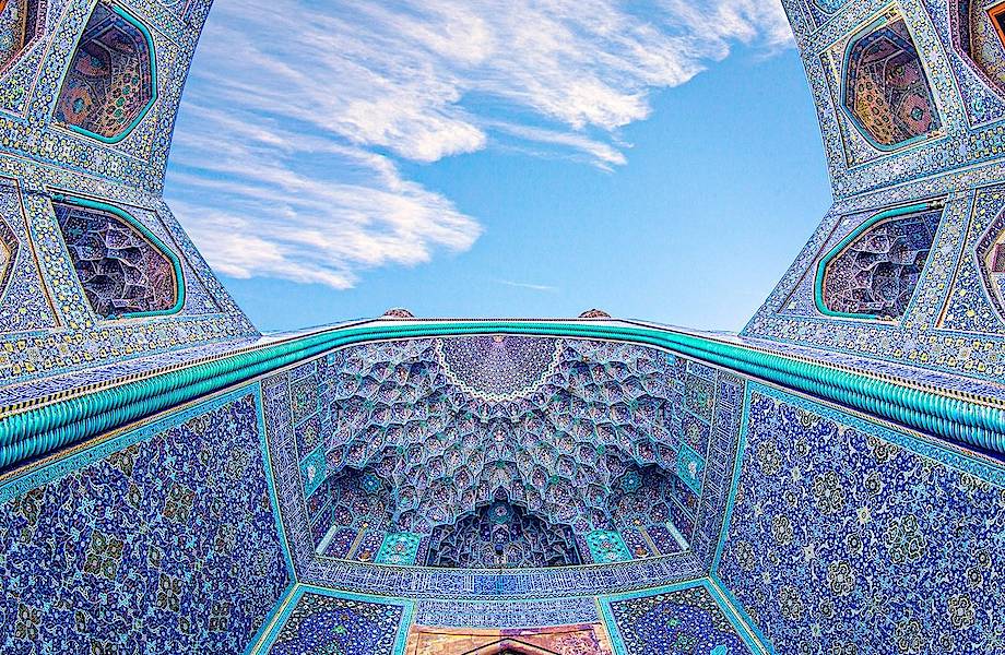 Ослепительные портреты замысловатых интерьеров иранских мечетей