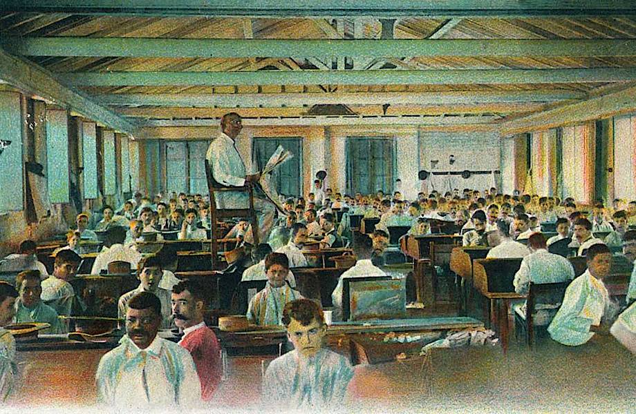 История в фото: зачем на табачных фабриках были лекторы
