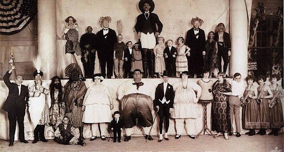 Фото дня: актеры шоу братьев Ринглинг, Барнума и Бейли в 1924 году