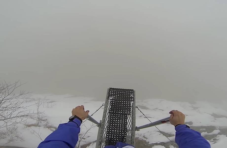 Видео: Прыжок в туманную бездну от первого лица 