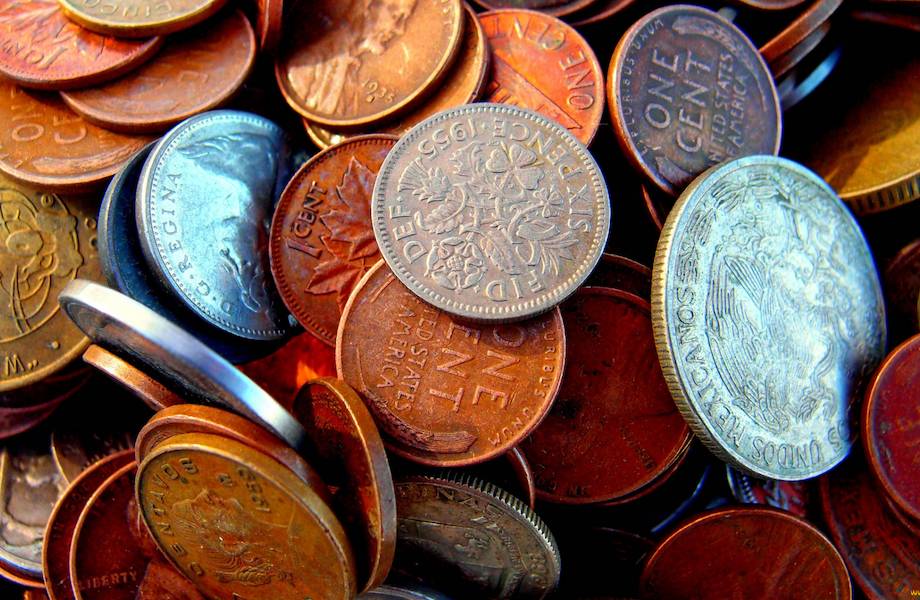 7 странных купюр и монет, которыми пользуются до сих пор