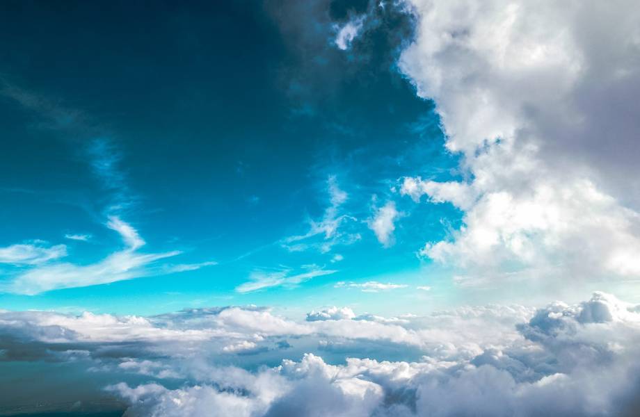 Почему небо голубое: три ответа на самые простые, но частые вопросы 