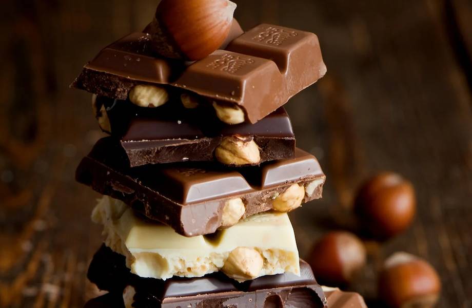 Загадка для сладкоежек: почему шоколад сладкий, если он без сахара