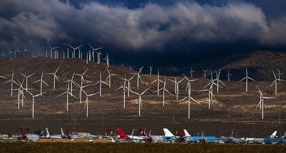 Фото дня: ветряные турбины в Калифорнии