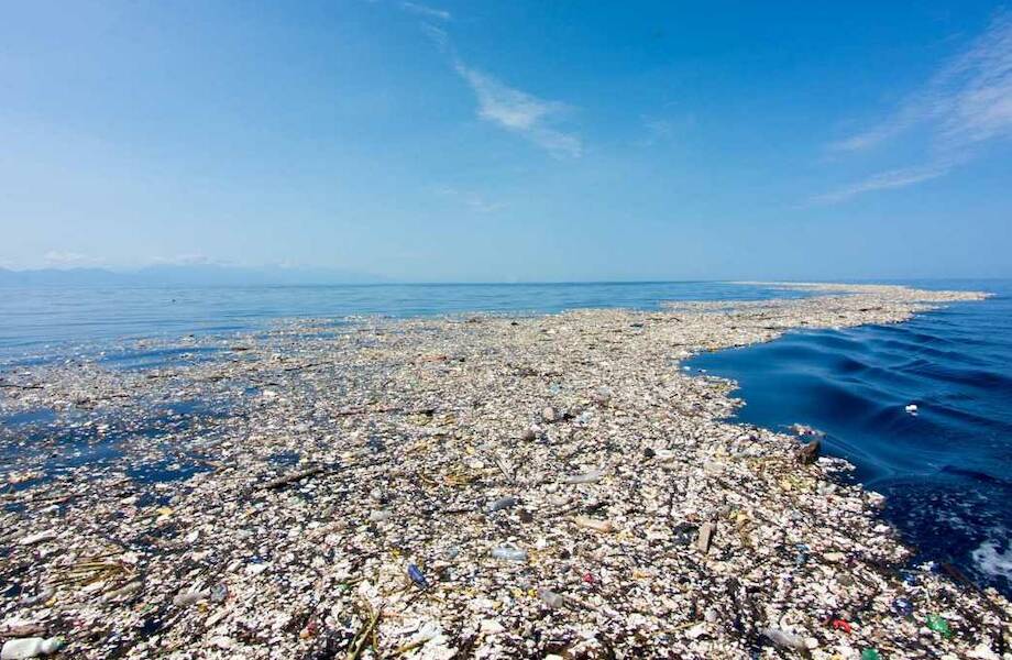 Видео: Почему мы не видим 99% океанического пластика