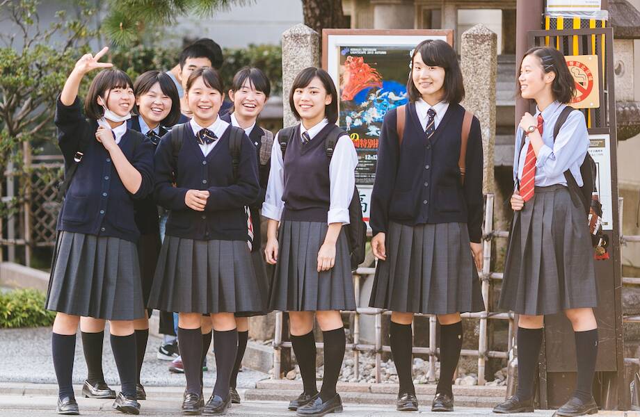 6 современных запретов для японских школьниц, которые были актуальны в СССР