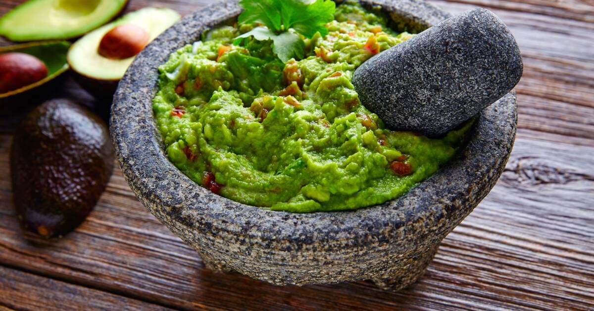 10 Recipes That Will Change The Way You Look At Guacamole Asian food appetizers,