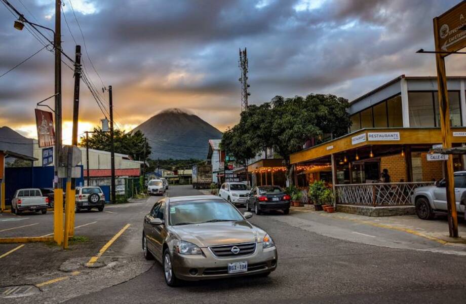 Почему в городах Коста-Рики на улицах не найти их названия