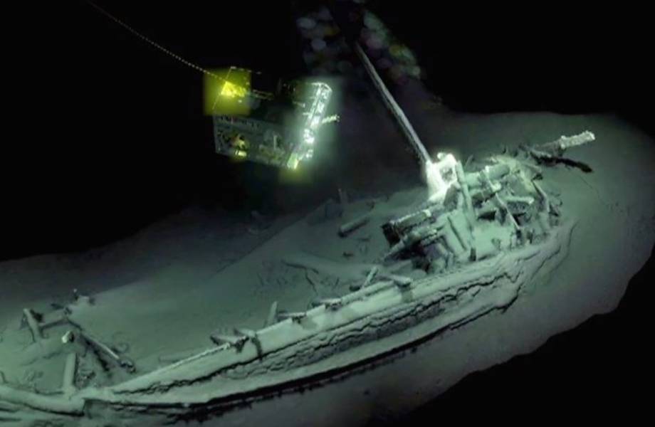 Найден древний корабль и обнаружен древний шумерский корабль в Ираке