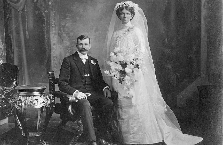 Три необычные свадебные традиции XIX века: как выкупали жениха и где мыли невесту