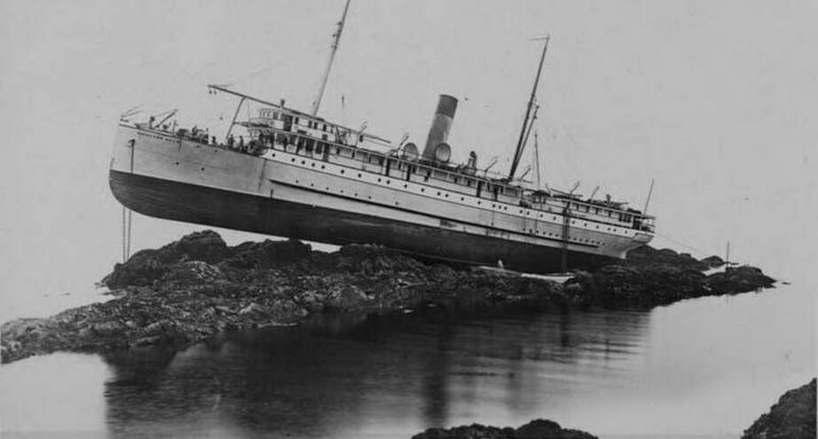 Фото дня: пожалуй, самая впечатляющая авария на море, 1910 год
