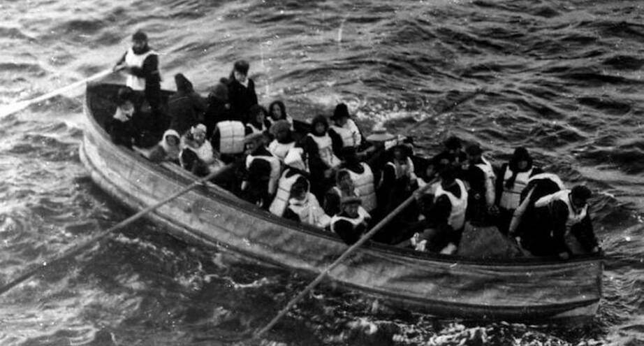 Фото дня: шлюпка с пассажирами «Титаника»