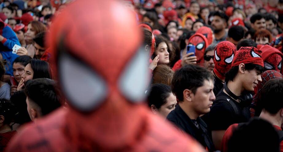Фото дня: сотни аргентинцев собрались для рекорда