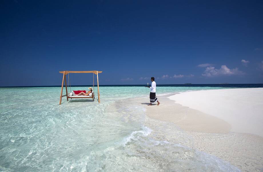 Новый год на курорте Baros Maldives