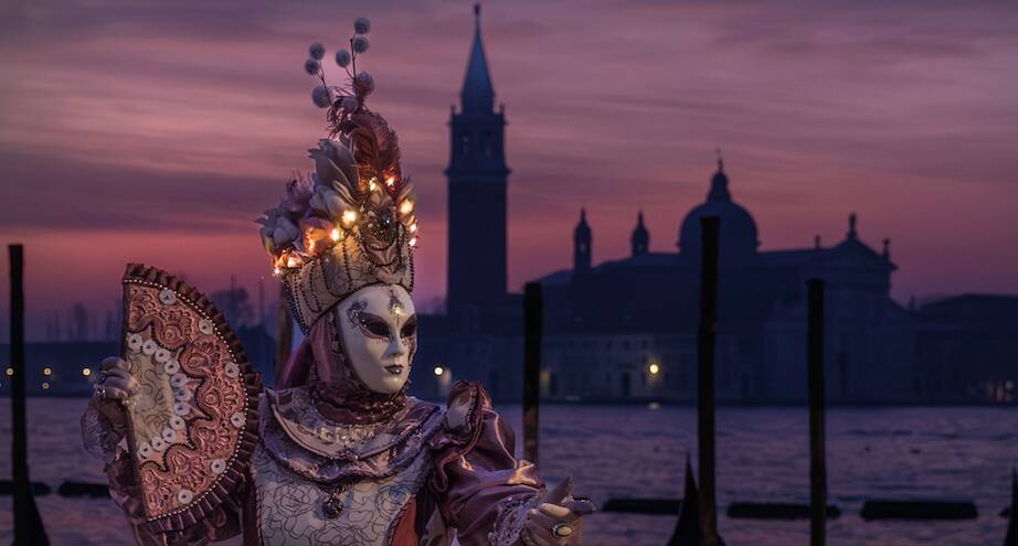 Фото дня: венецианский карнавал