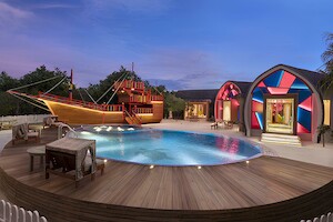 Уроки «Окружающий мир» для маленьких гостей курорта JW Marriott Maldives Resort & Spa